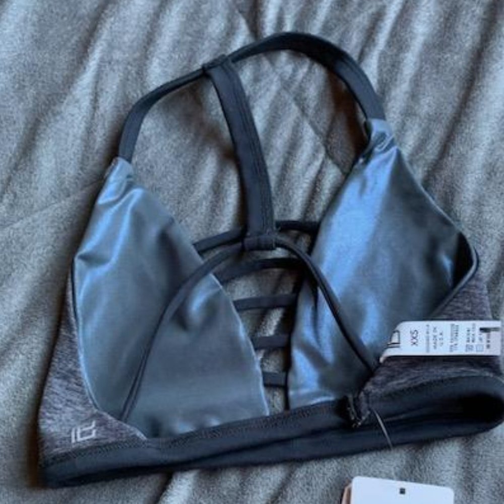 Body Language Simone Reversible Sports Bra NWT Pearl/GunMetal - Picture 8 of 11